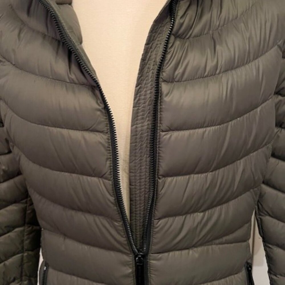 Michael Kors Knee Length Light Weight Puffer Coat - Picture 2 of 9